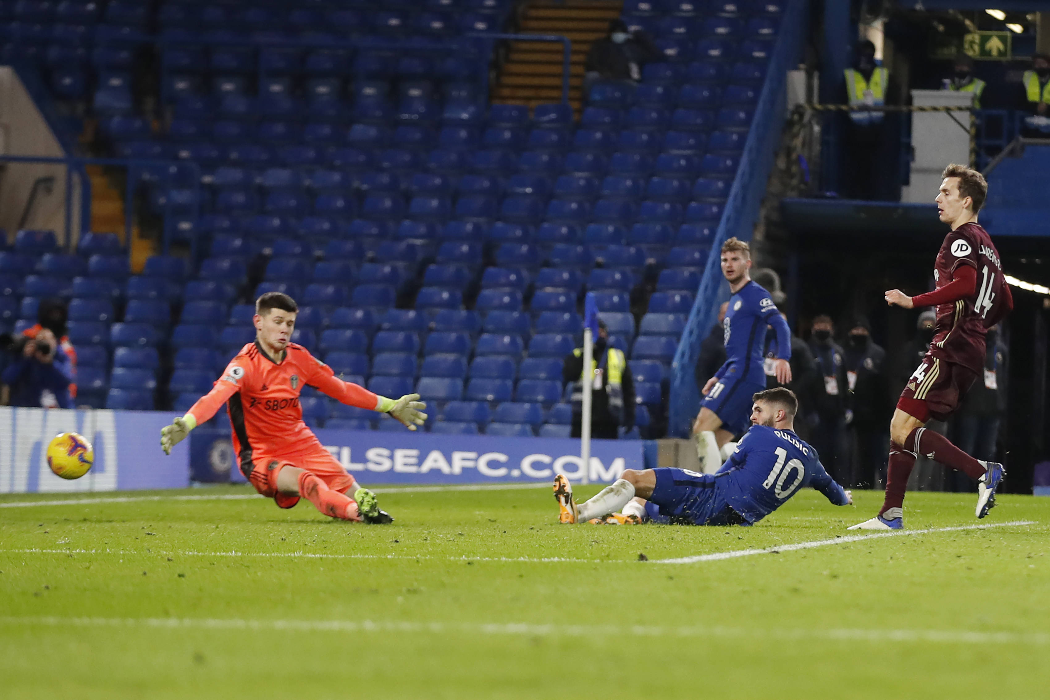 同时也是一 同时也是一